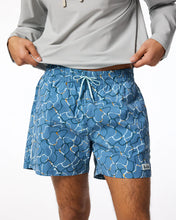 M Brinco 5" Short
