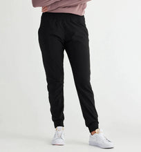 Pull-On Breeze Jogger