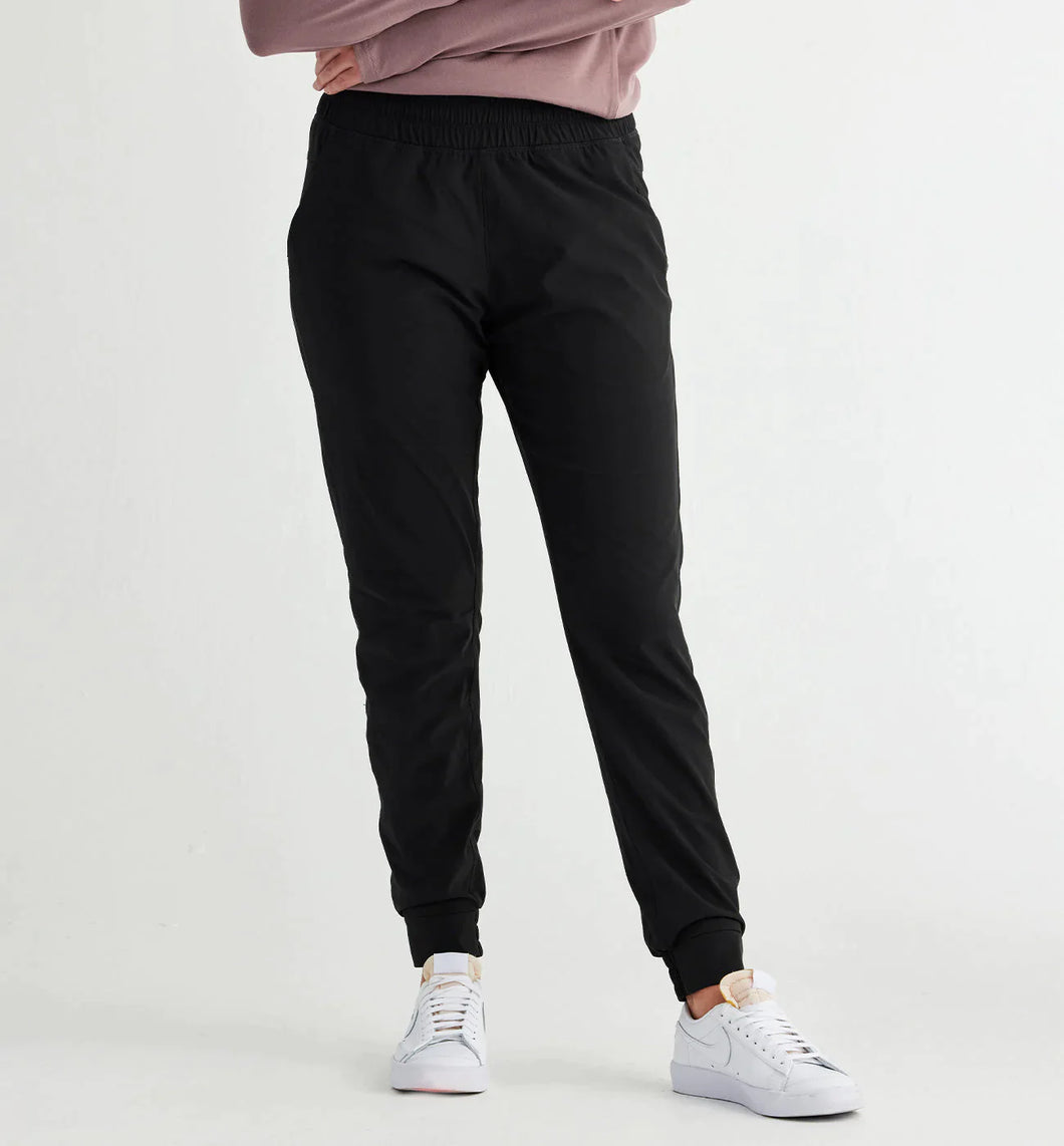 Pull-On Breeze Jogger